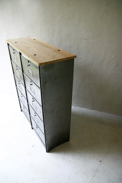 スチールキャビネット/ フランスアンティーク / ブロカント / brocante / 店舗什器