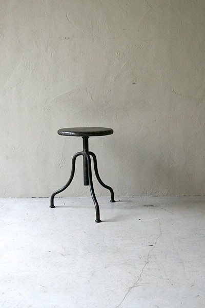 カフェチェア　スチールチェア　TOLIX/ フランスアンティーク / ブロカント / brocante / 店舗什器