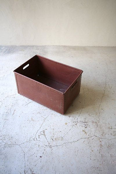 スチールガラスキャビネット　 フランスアンティーク / ブロカント / brocante / 店舗什器