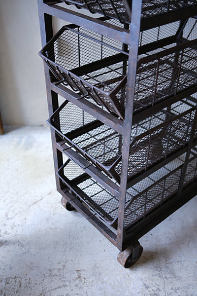 バスケットワゴン　 フランスアンティーク / ブロカント / brocante / 店舗什器
