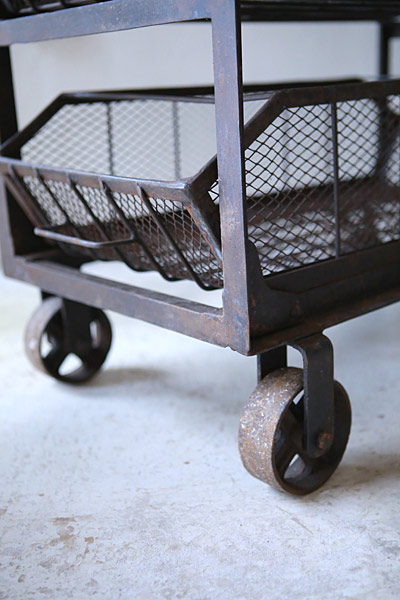バスケットワゴン　 フランスアンティーク / ブロカント / brocante / 店舗什器